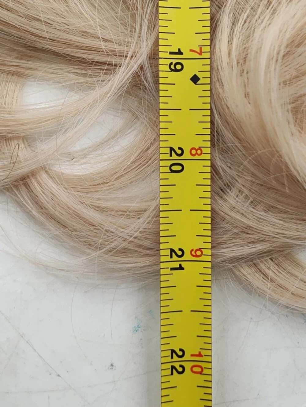 Blonde Wig W/Dark Roots 26inch Long Wavy                       PA#646-PA#651@CMK